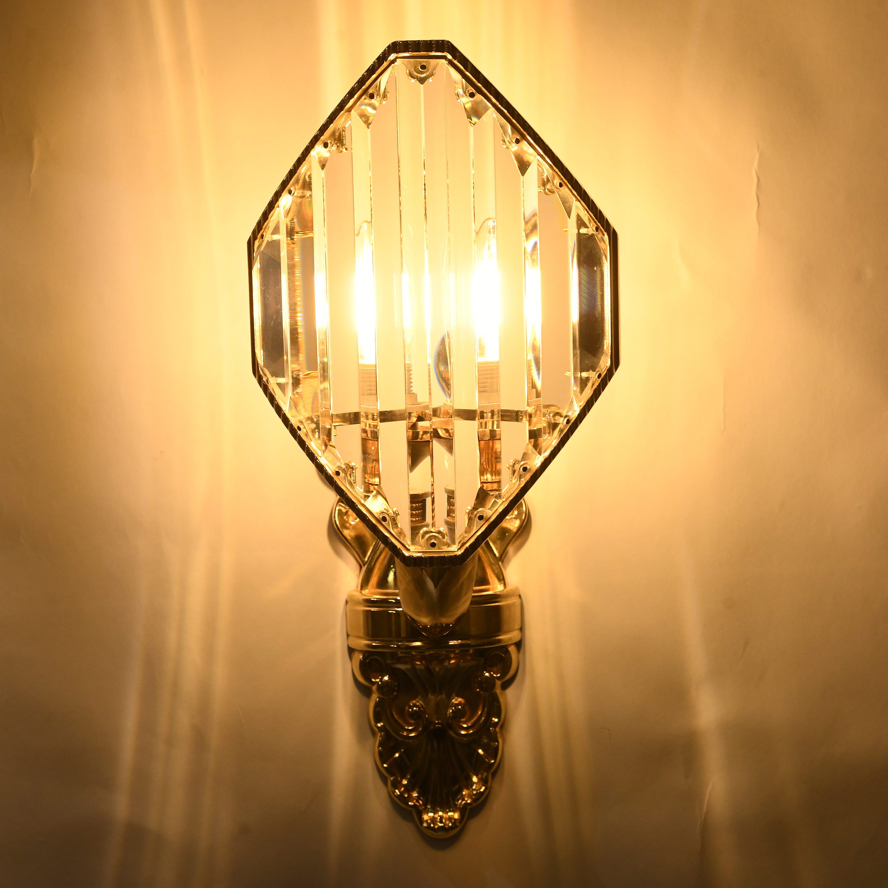 Wall Mount Cristal LED Light (5269/1)